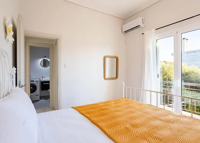 Sunny Getaway - Fully Equipped * Kalamáta